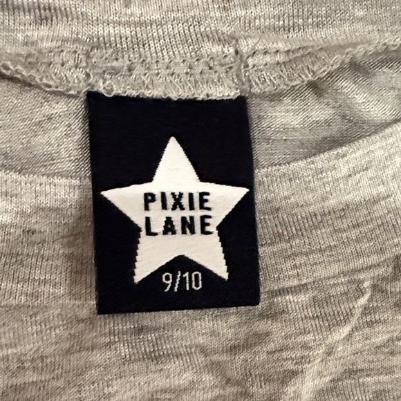 NWT Pixie Lane Gray Long Sleeve Kids Shirt with Rainbow Design size 9-10 - Picture 2 of 6